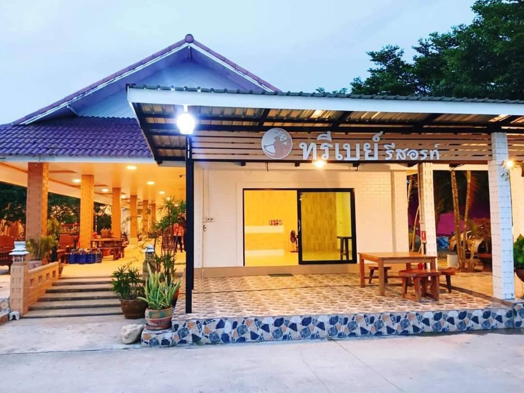 Three Bays Resort Прачуап-Кхірі-Кхан Екстер'єр фото